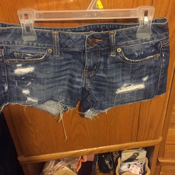 Shorts - Picture 1 of 4